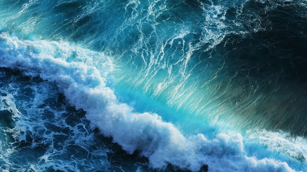 点击大图看下一张：一组生气十足的大海海浪图片
