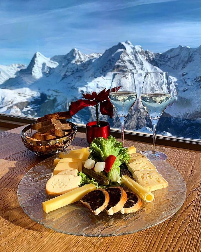 点击大图看下一张：瑞士，美食与美景一体