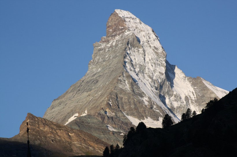 点击大图看下一张：瑞士马特宏峰雪山自然风景图片