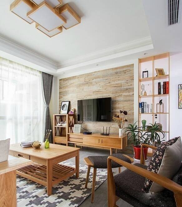点击大图看下一张：现代简约原木风，木质调带来的清爽舒适居家感