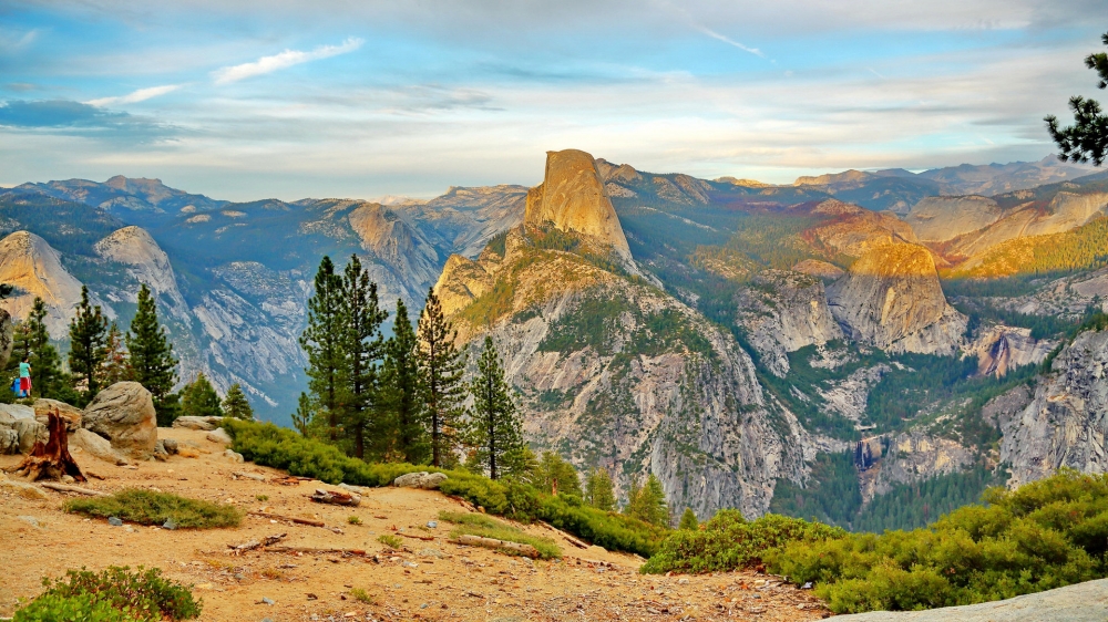 点击大图看下一张：美国加州优山美地国家公园