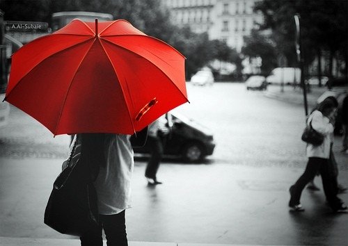 点击大图看下一张：我最怀念的还是我和你的那个下雨天