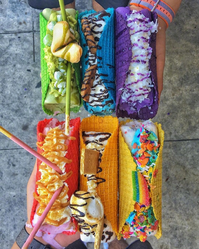 点击大图看下一张：彩虹色系冰淇淋卷
