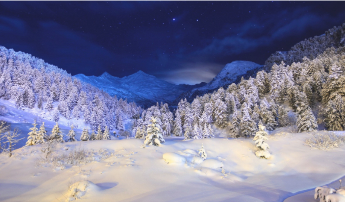 点击大图看下一张：景色优美的雪景高清图片