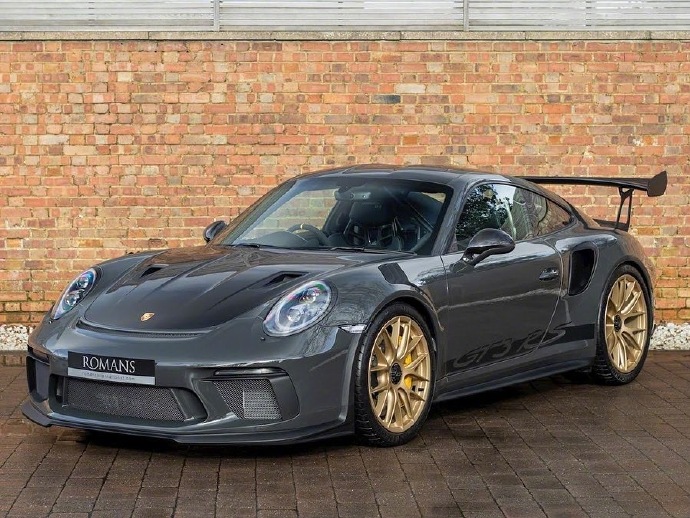 点击大图看下一张:这个配色的保时捷911 GT3 RS太GT2了吧