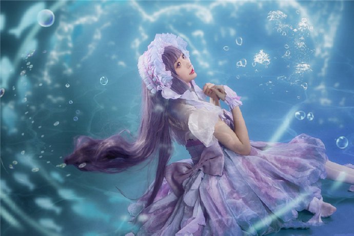 点击大图看下一张:一组cos大道寺知世水之轮舞曲魔卡少女