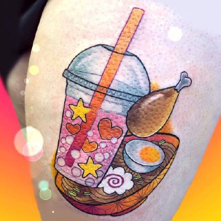 点击大图看下一张：珍珠奶茶主题的9款饮料纹身作品 吃货必备