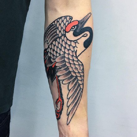 点击大图看下一张：仙鹤纹身图案-日式老传统仙鹤纹身图片