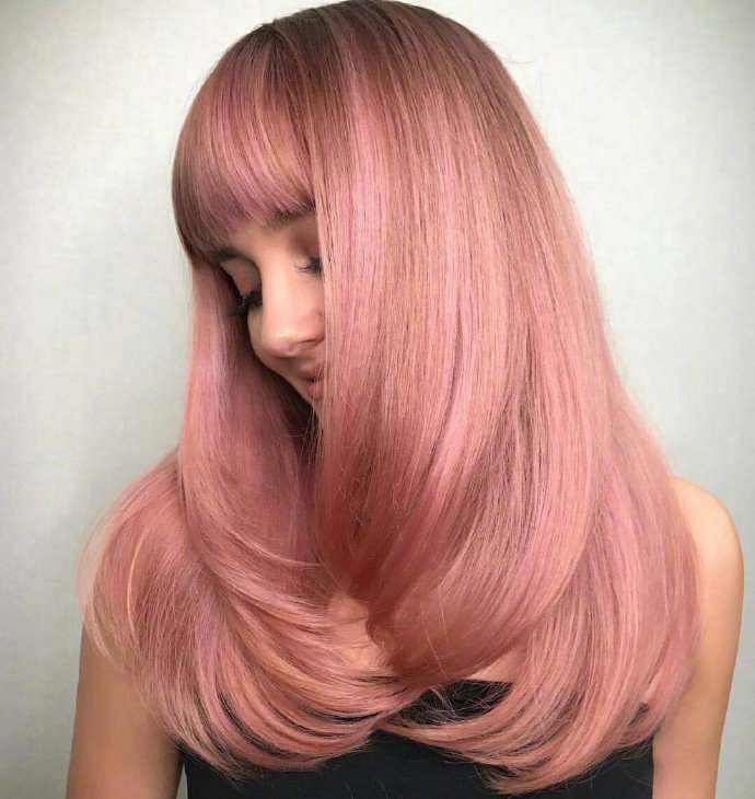 点击大图看下一张：一组浪漫的粉色系发色