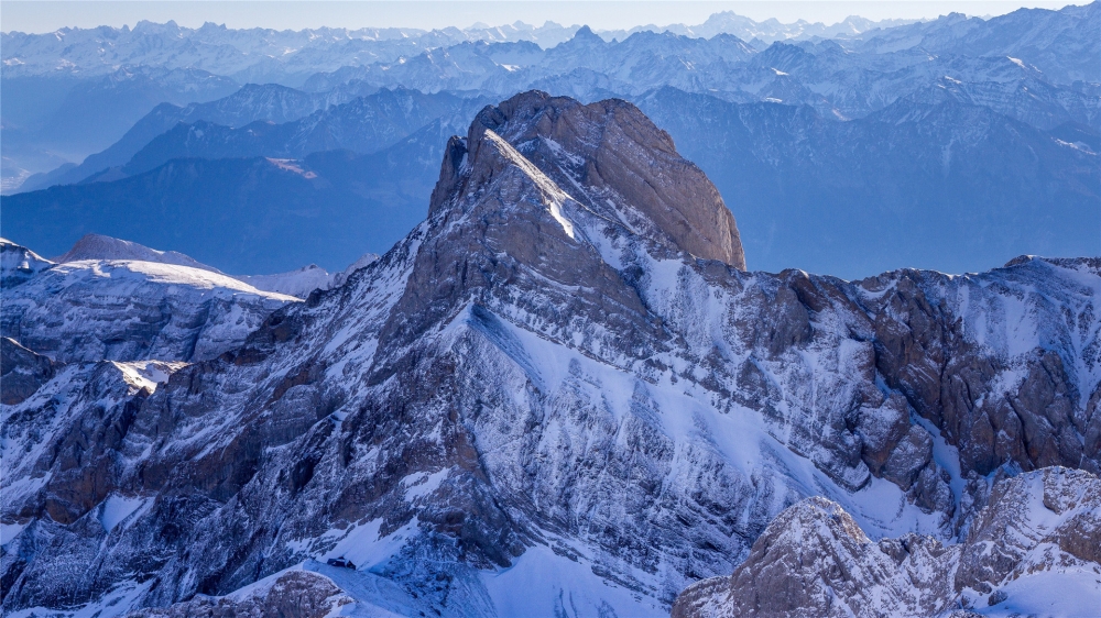 点击大图看下一张：瑞士策马特峰唯美高清桌面壁纸