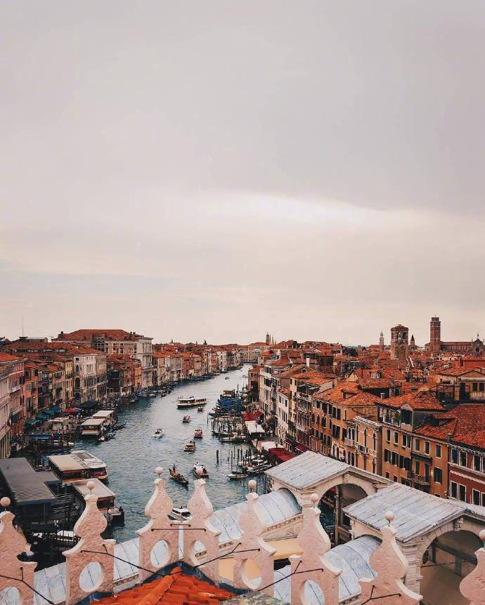 点击大图看下一张：沧桑古老的水上之城——威尼斯