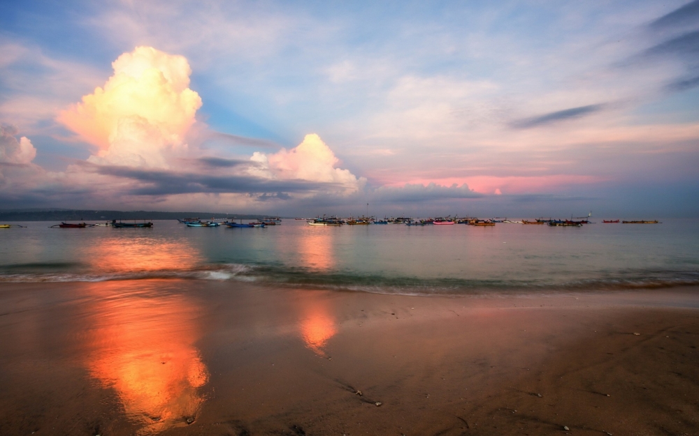 点击大图看下一张：优美巴厘岛风景壁纸图片