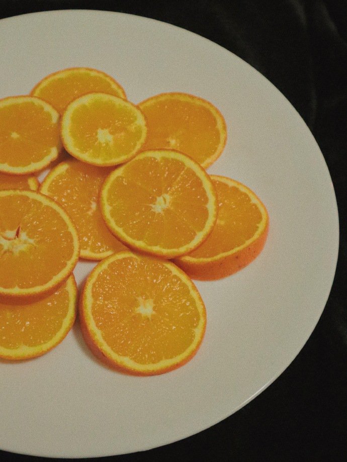 点击大图看下一张：有一组味道鲜美的甜橙图片欣赏