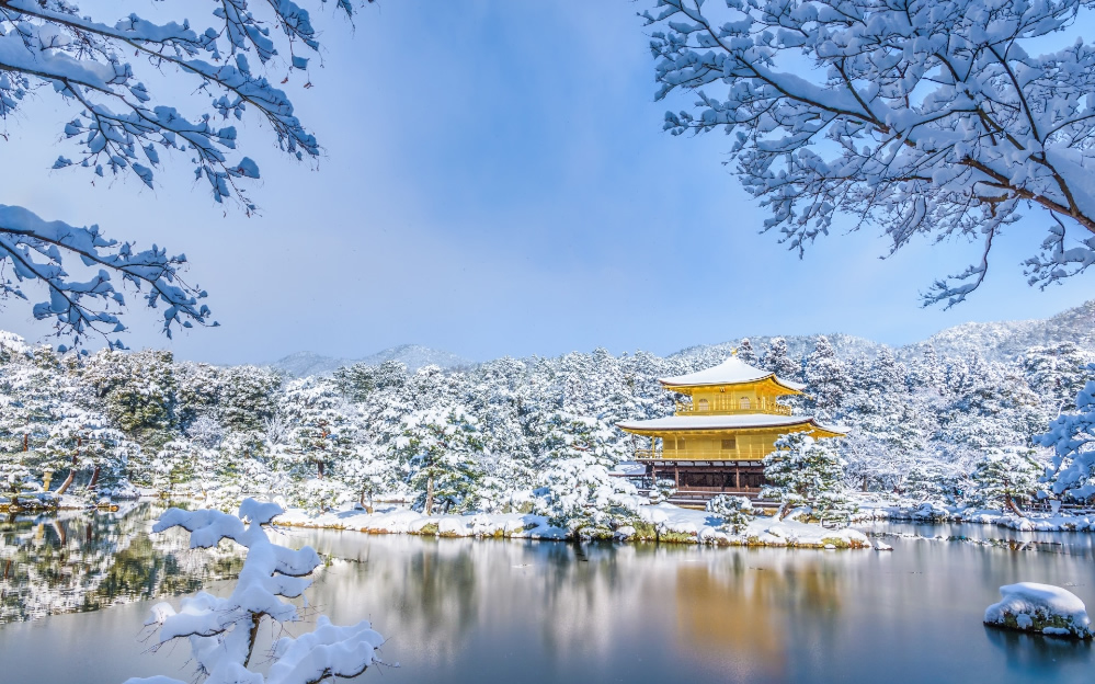 点击大图看下一张：不能错过的日本雪景