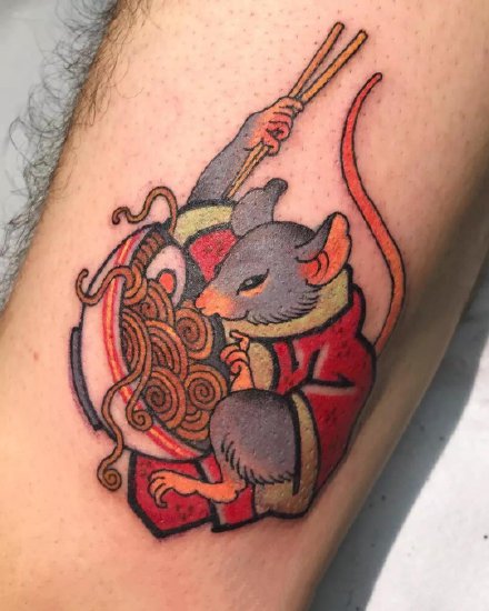 点击大图看下一张：子鼠纹身：传统日式的老鼠纹身作品欣赏