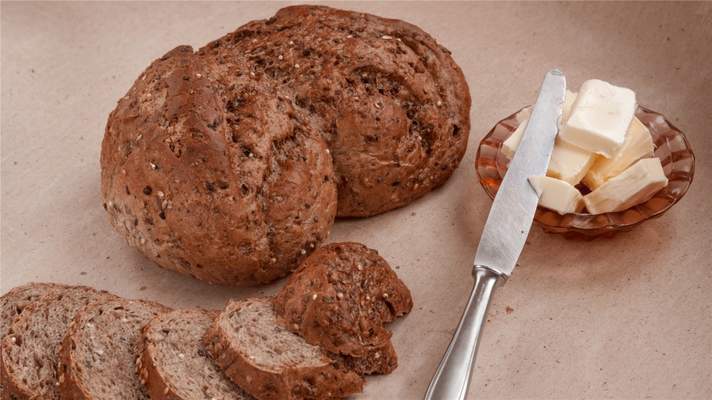 点击大图看下一张：朴实清甜的面包图片