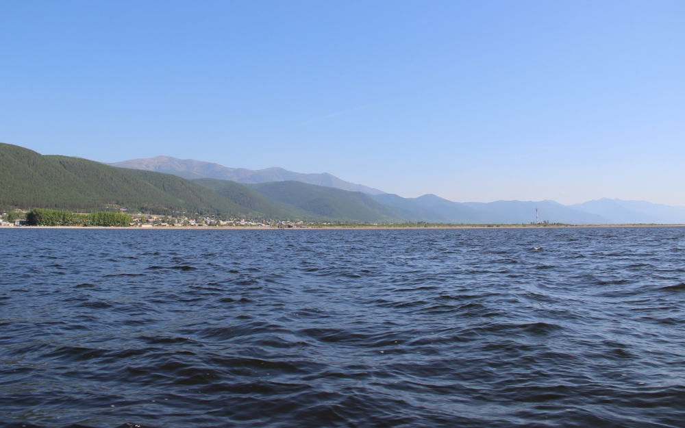 点击大图看下一张：贝加尔湖唯美风景图片桌面壁纸