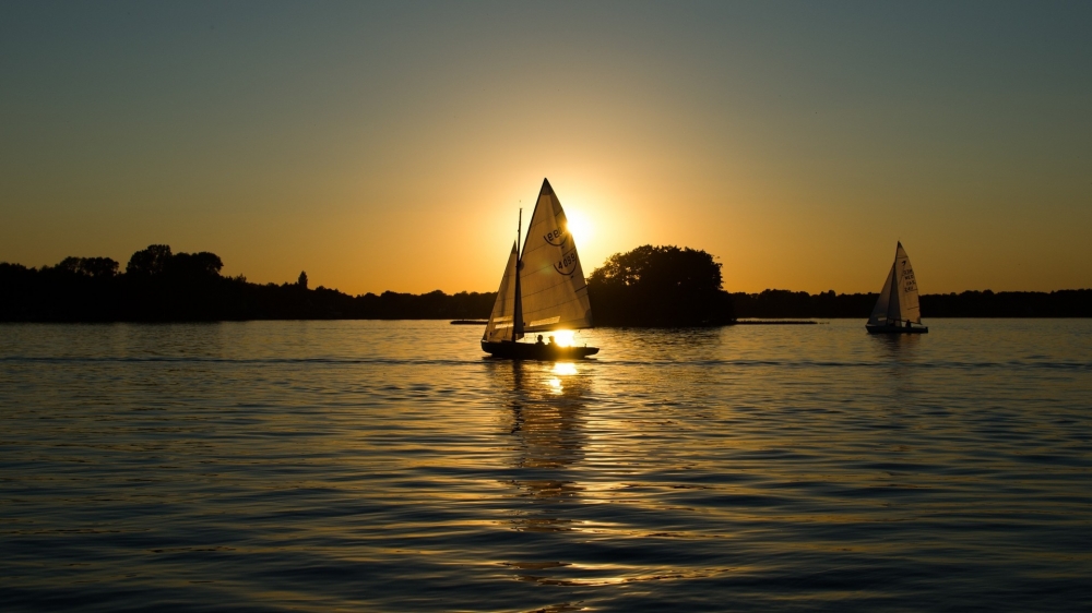 点击大图看下一张：唯美海边风景图片桌面壁纸