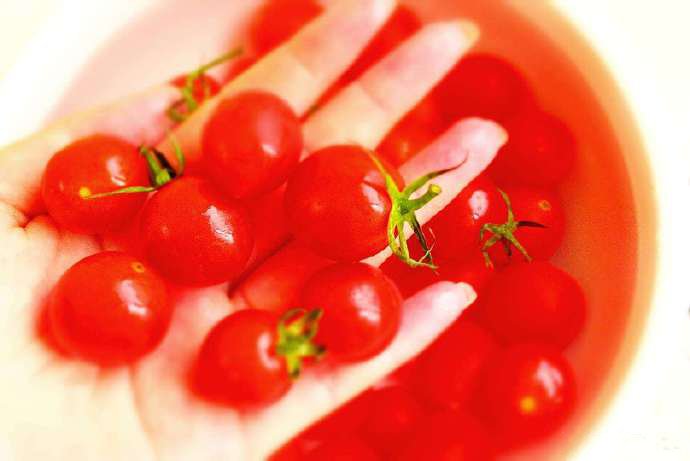 点击大图看下一张:一组千禧红的番茄图片欣赏