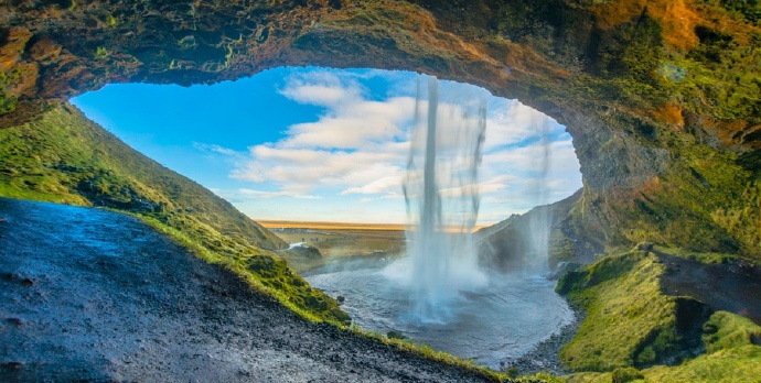 点击大图看下一张：塞里雅兰瀑布是冰岛最著名的瀑布之一