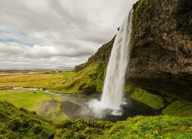 塞里雅兰瀑布是冰岛最著名的瀑布之一