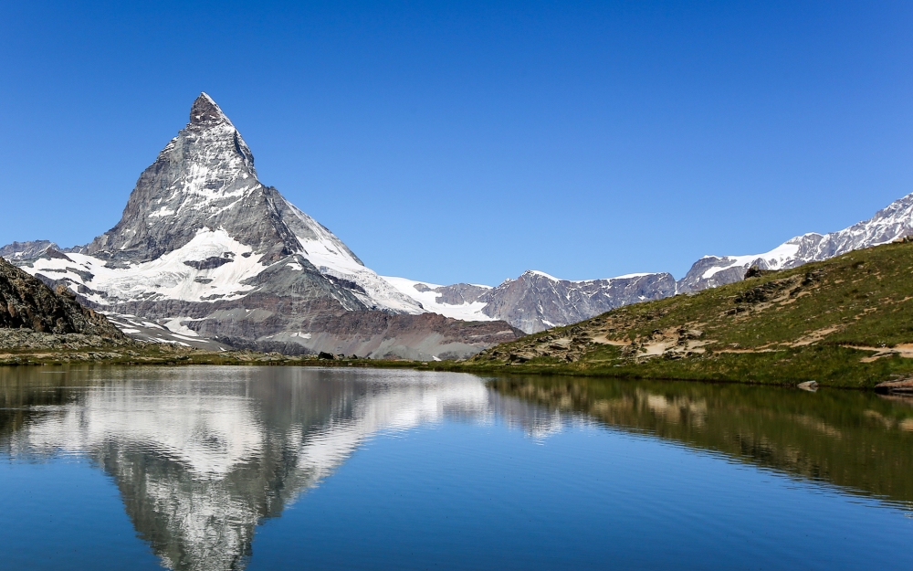 点击大图看下一张：瑞士采尔马特自然风光桌面壁纸