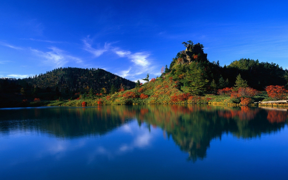 点击大图看下一张：蓝色调的自然美景图片