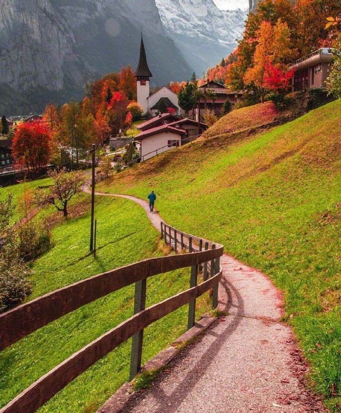 点击大图看下一张：瑞士，美的无暇，美的纯粹