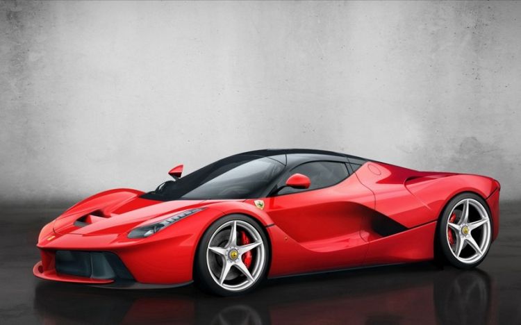 点击大图看下一张：时尚惊艳的红色法拉利汽车图片