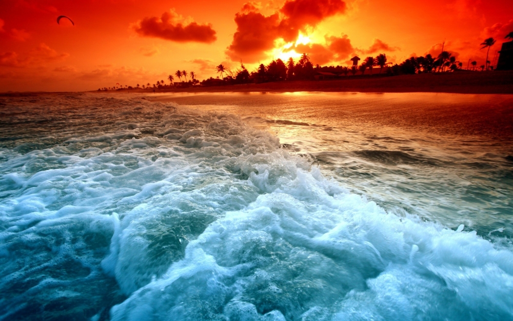 点击大图看下一张：迷人夕阳海边景色壁纸图片
