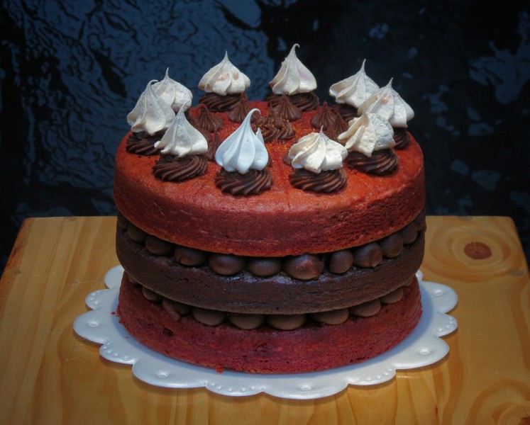 点击大图看下一张：好看更好吃的生日蛋糕图片