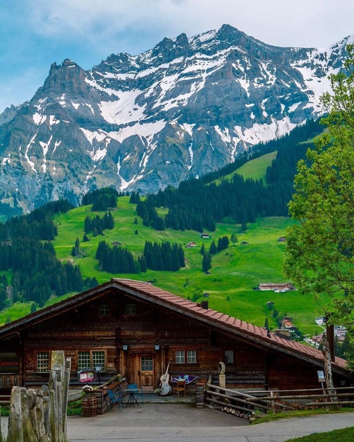 点击大图看下一张：素颜下的瑞士，悠闲的夏日时光