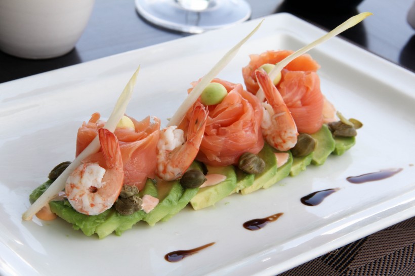 点击大图看下一张：受欢迎的日式料理生鱼片多角度图片