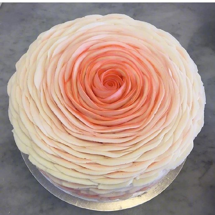 点击大图看下一张：鲜花蛋糕，渐变色的诱惑