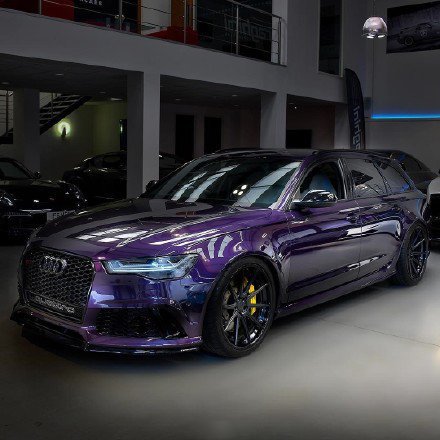 点击大图看下一张：紫色的奥迪RS6 Avant & RS7 Sportback
