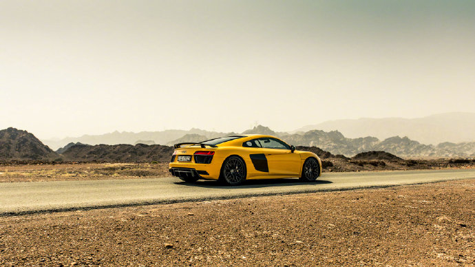 点击大图看下一张：Audi R8，钢铁侠既视感