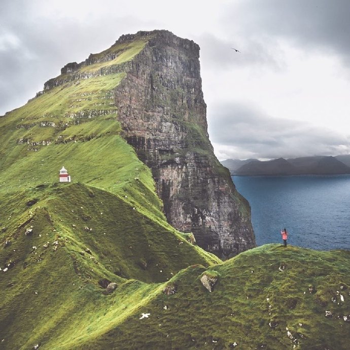点击大图看下一张：冰岛，大自然的天然抹茶