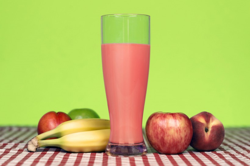 点击大图看下一张：营养好喝的水果奶昔图片