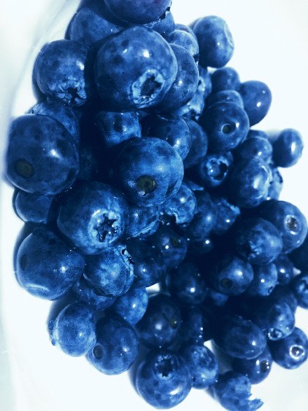 点击大图看下一张：一组酸甜可口的小蓝莓图片
