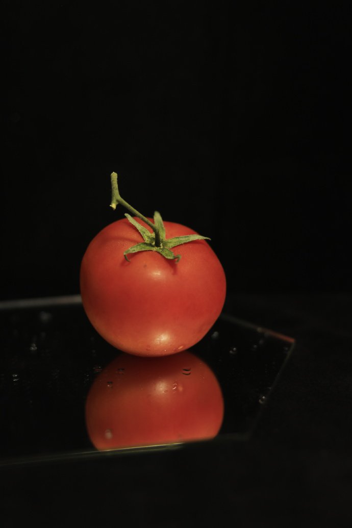 点击大图看下一张：一组意境美拍摄的番茄图片