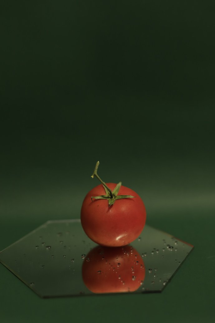 点击大图看下一张：一组意境美拍摄的番茄图片