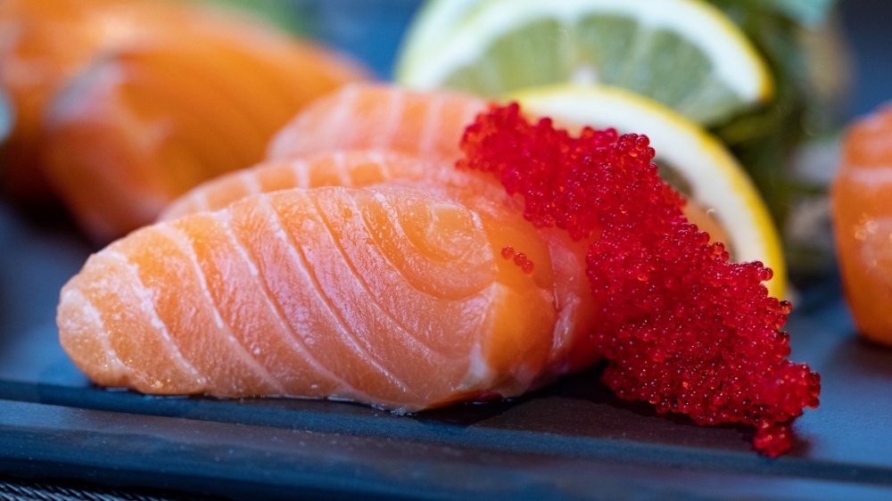 点击大图看下一张：日式料理生鱼片图片