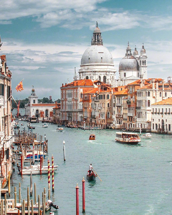 点击大图看下一张：水城威尼斯，至今弥漫着专属于中世纪的浪漫