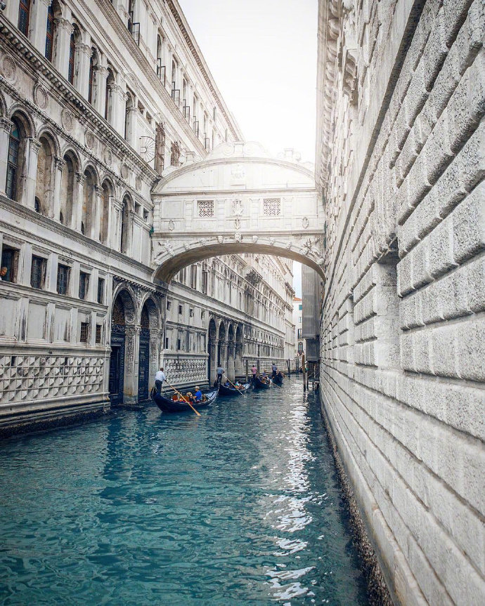 点击大图看下一张：水城威尼斯，至今弥漫着专属于中世纪的浪漫