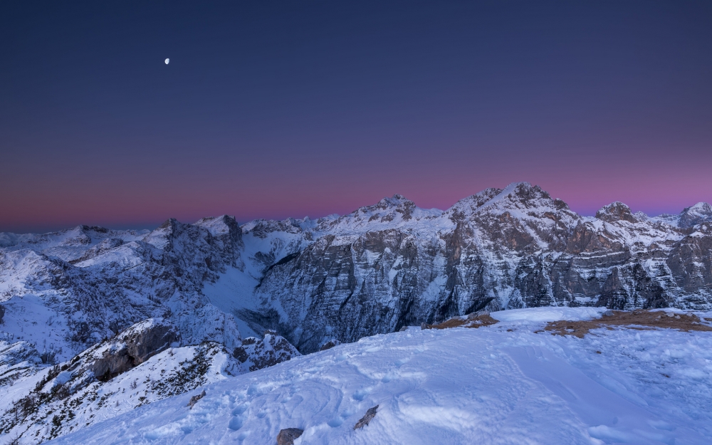 点击大图看下一张：阿尔卑斯山唯美风景桌面壁纸