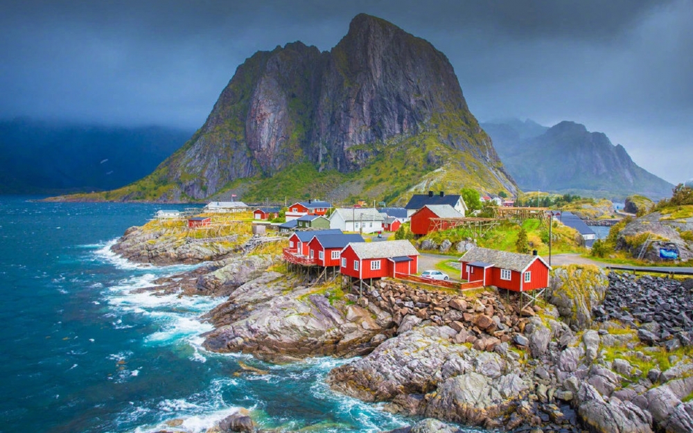 点击大图看下一张：挪威罗弗敦群岛唯美风景桌面壁纸