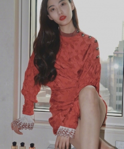 陈碧舸性感红裙写真图片