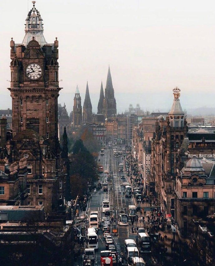 点击大图看下一张：一个超文艺的古典城市，苏格兰爱丁堡
