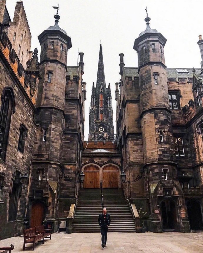 点击大图看下一张：一个超文艺的古典城市，苏格兰爱丁堡