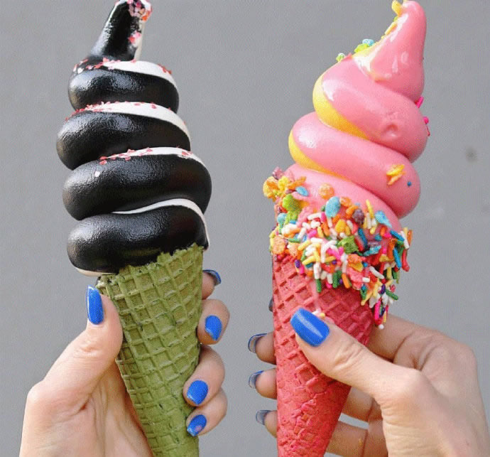 点击大图看下一张：降温解渴的花式冰淇淋
